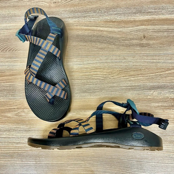 Chaco Z/2 Classic Adjustable Sandal in Color Wrest Navy - Size 12 - Picture 3 of 8